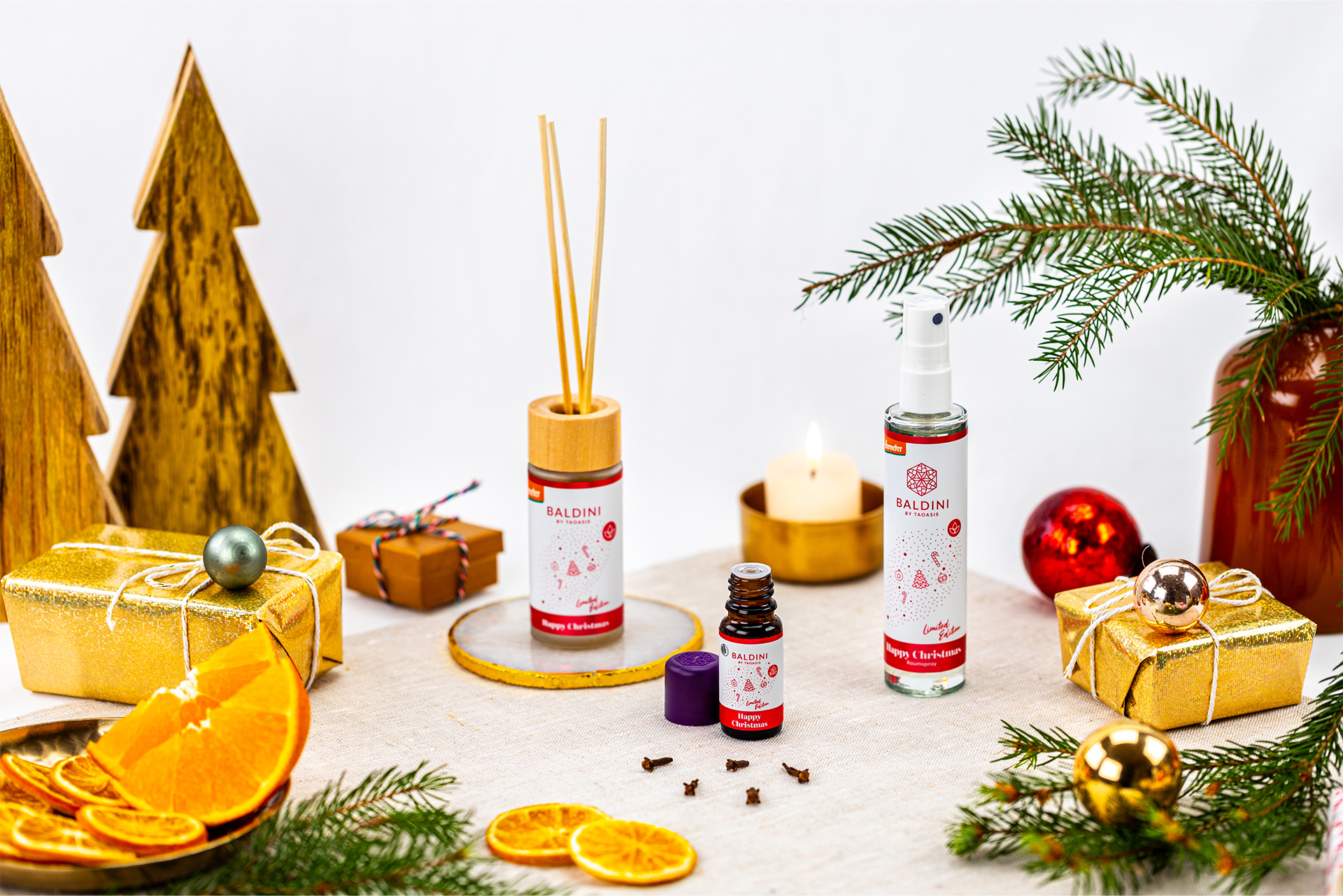 Happy Christmas Produkte mit weihnachtlicher Deko